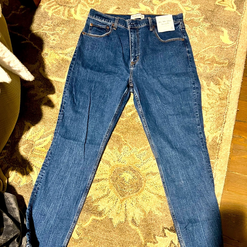 Abercrombie Woman’s - The 90s Slim Straight Ultra High Rise